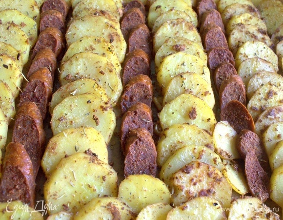 Запекайте полчаса в разогретой духовке (180°C). 