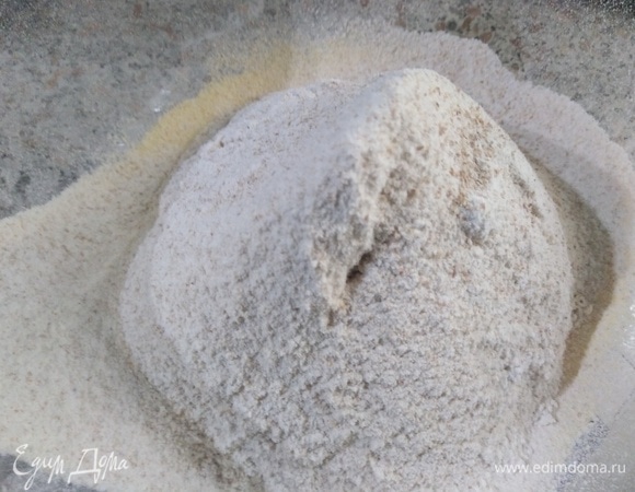 Затем цельнозерновую.