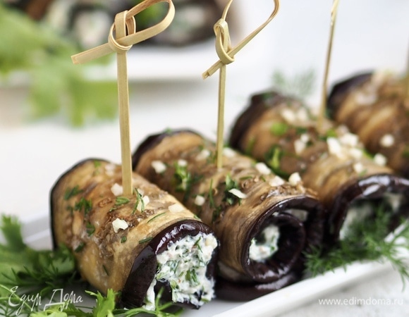 Закрепите шпажкой, затем уберите в холодильник настояться в течение двух часов. Приятного аппетита!