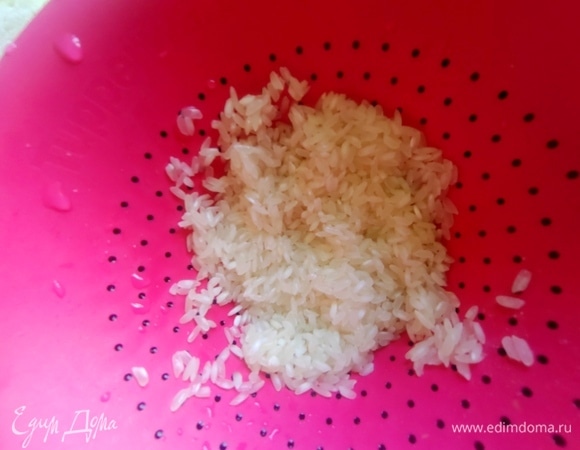 Рис промыть, варить 10 минут.