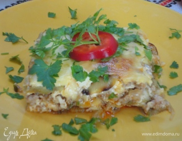 Подавайте блюдо со свежей петрушкой.