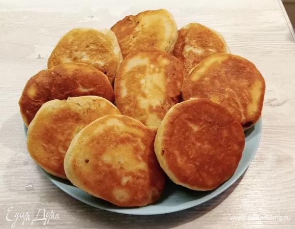 Наслаждаемся готовыми беляшами — вкусными и сочными.