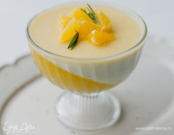 После полного застывания можно подавать к столу этот очень вкусный и нежный десерт. Приятного аппетита!