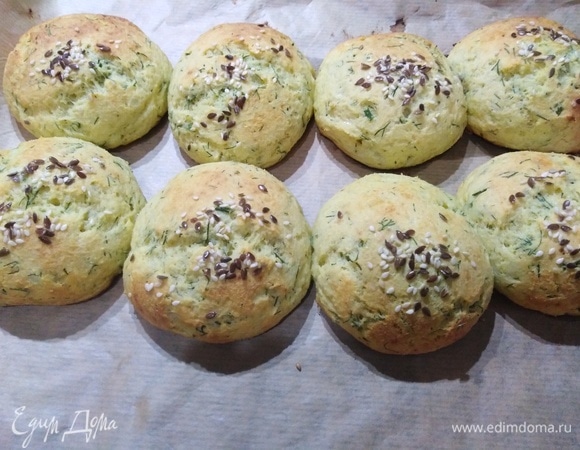 Выпекать в разогретой духовке при 200°C 25 минут.