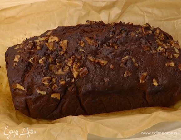 Выпекать в разогретой духовке около часа, до готовности.