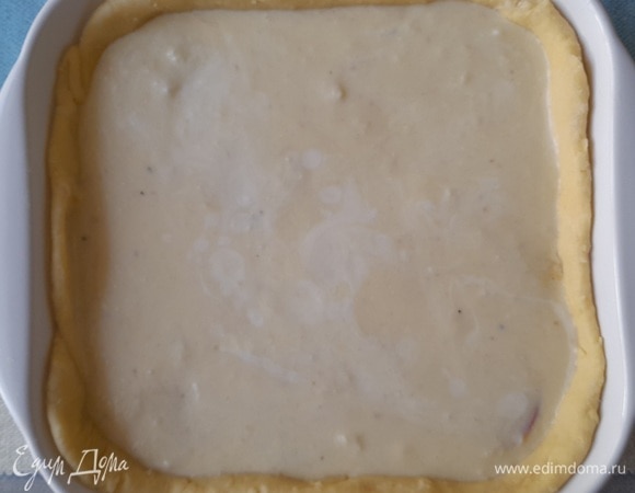 На помидоры выложить всю начинку.