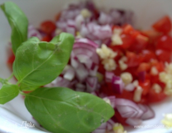 Базилик можно взять свежий или сушеный.