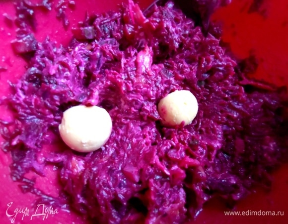 После чего желток.