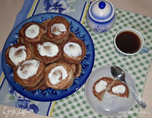 Можно со сметаной, вареньем или сгущенкой. Приятного аппетита!