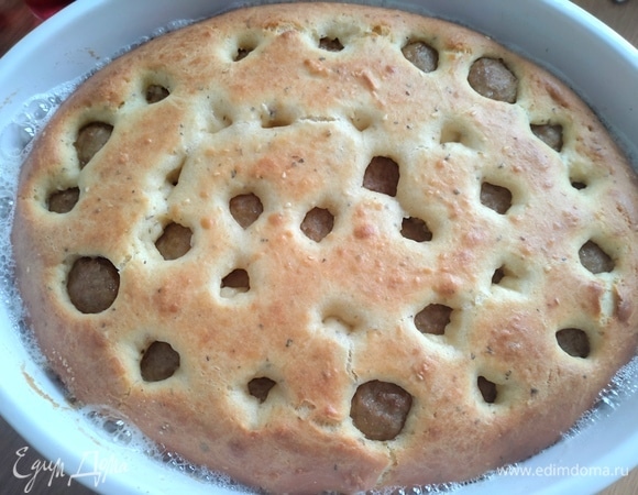 Выпекать в разогретой до 180°C духовке 30 минут.