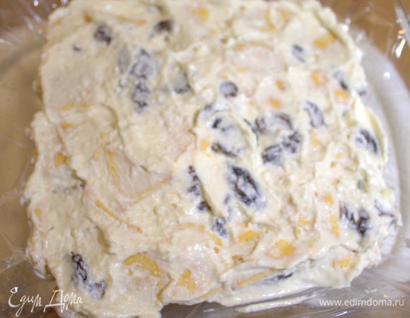 Слегка утрамбовать и разровнять.