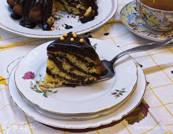 Полосочки на разрезе мне понравились. Впервые так получилось :)