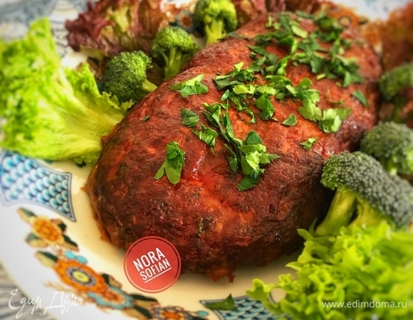 Готовое блюдо достать из духовки, накрыть фольгой и дать отдохнуть 10 минут.