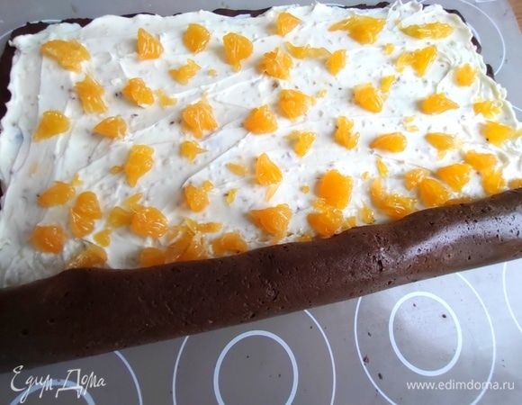 Свернуть в рулет.