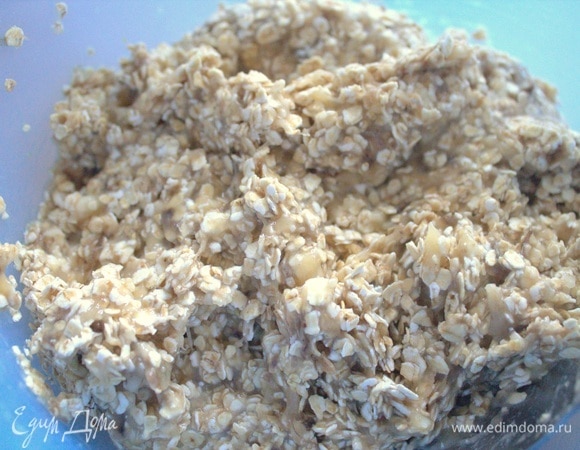 Смешать тщательно, оставить на столе на 10 минут.