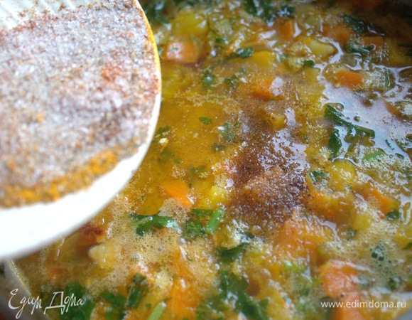 Всыпать в суп.