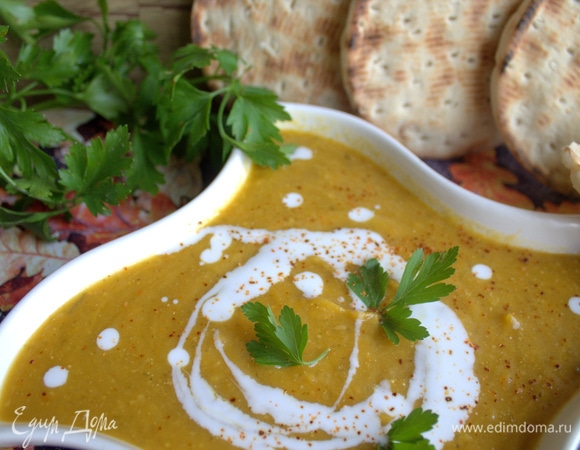 Подать с лепешками.