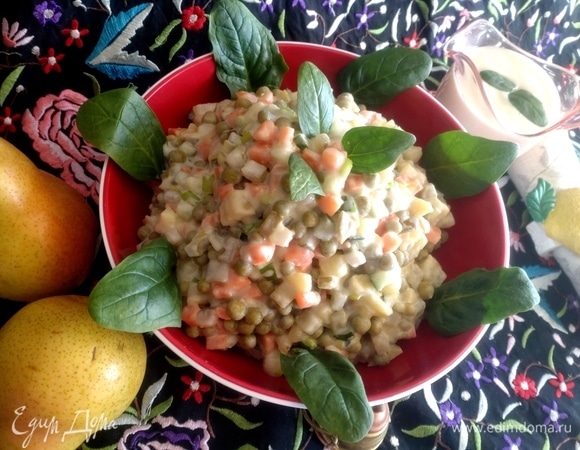 Данного майонеза хватит на 2 салата.