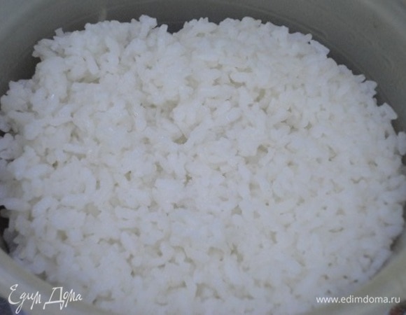 Рис отварить до готовности.