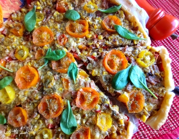 Делим на порции, как обычную пиццу.