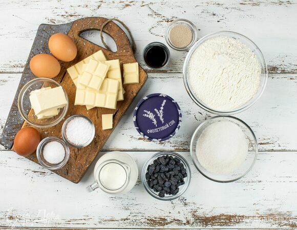 Для приготовления ромовых баб понадобятся следующие ингредиенты.