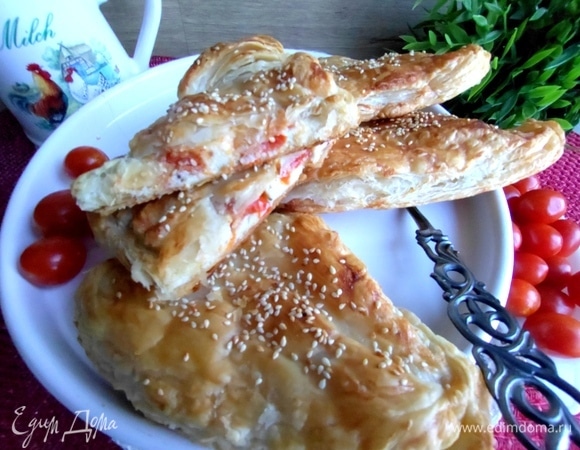 Такие слойки в разрезе.