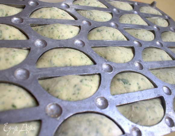 Делаю в раритетной форме, которая досталась по наследству от свекрови.