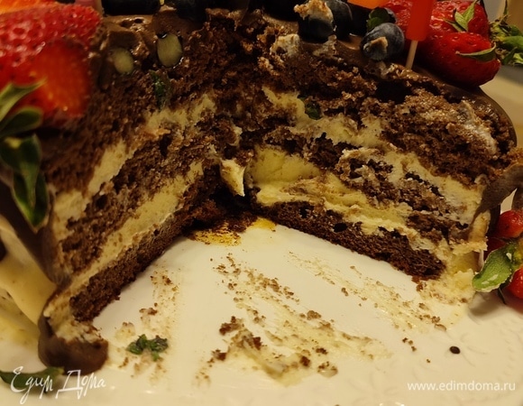 Очень вкусный получился торт. Коржи за счет пропитки влажные, крем сливочный. Такое впечатление, что правда ешь эскимо.