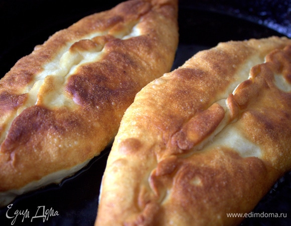 С двух сторон.