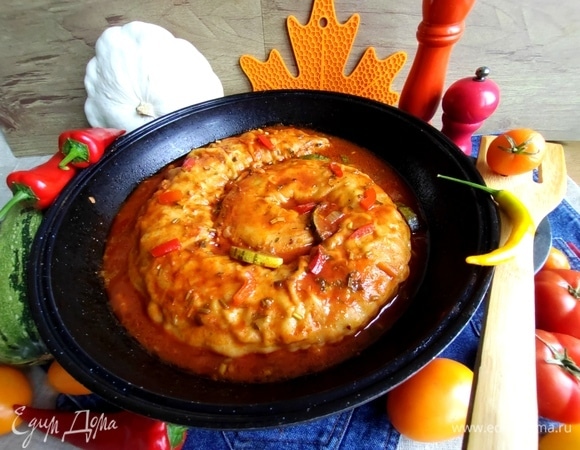 Подать на стол в горячем виде.