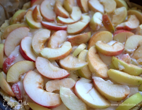 Снова яблоки.