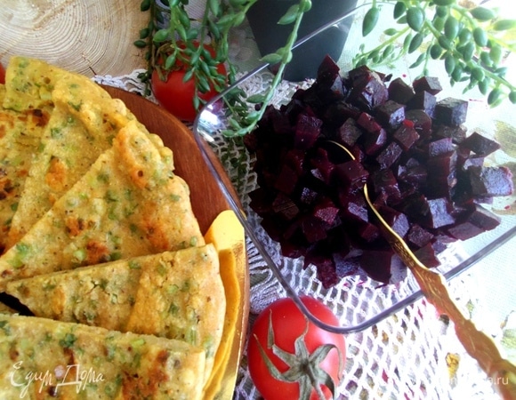 Подать к лепешкам.