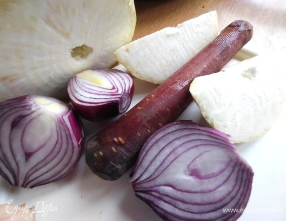 Такие овощи. Необычная фиолетовая морковь, купила ради интереса.