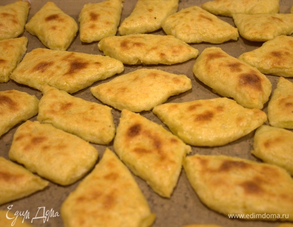 Выпекать еще 15 минут до румяного состояния.