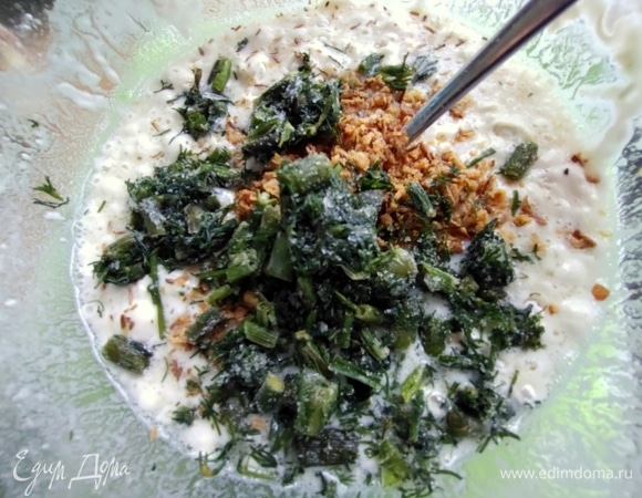 И укроп из заморозки.