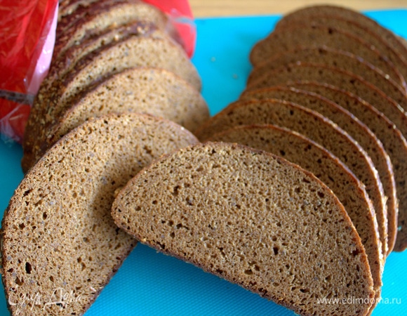 Добрались до интересного ингредиента — ржаного хлеба.