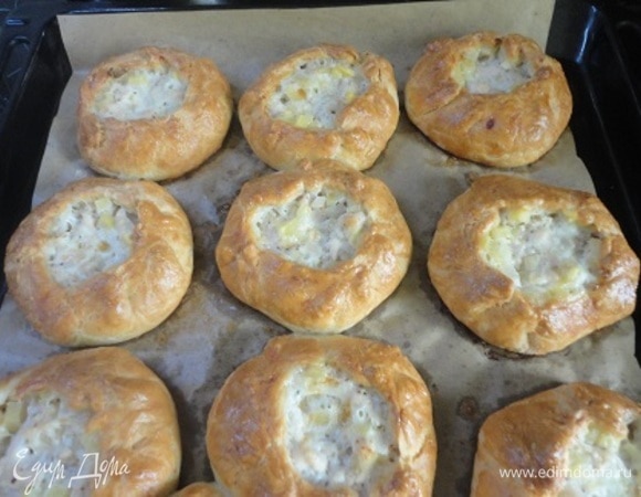 Выпекаем 30–35 минут при 180°C.