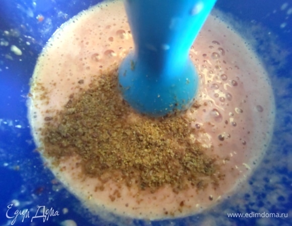 Добавить молотые семена льна.