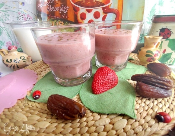 Подавать смузи на десерт или завтрак в жаркий день.