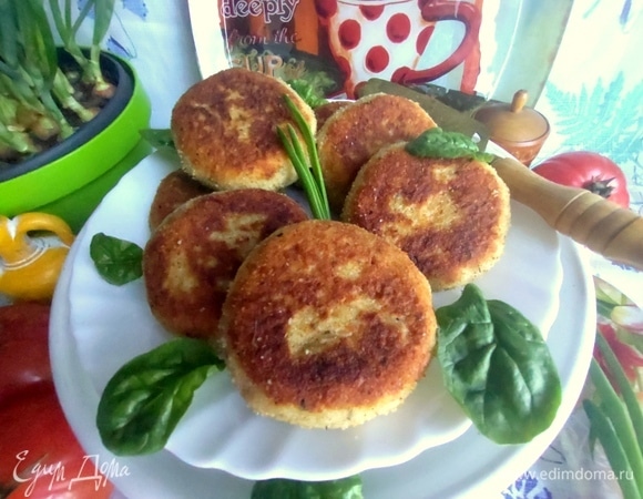 В такой панировке очень вкусно получается. Мы и рыбу так жарим.