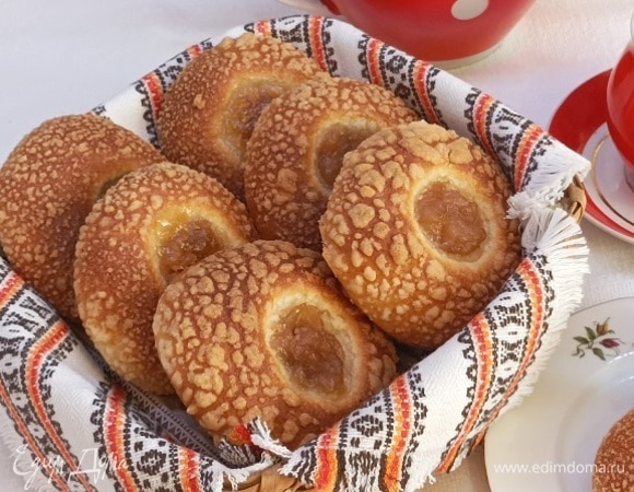 Разогрейте духовку до 200°C. Выпекайте 14–18 минут.