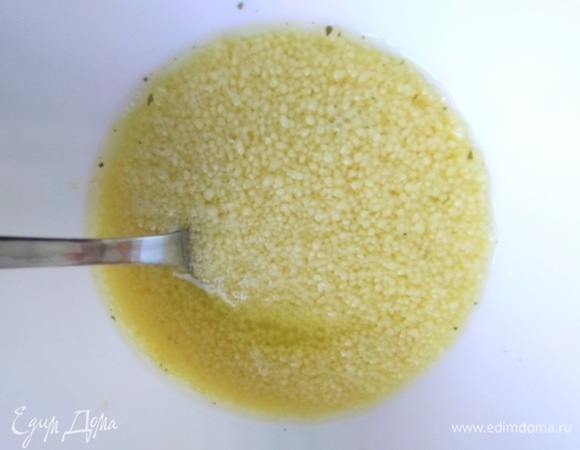 Накрыть блюдцем и дать постоять минут 5–10.