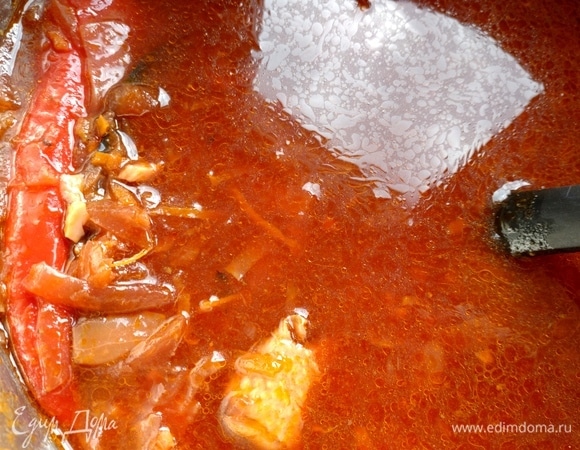 Из одной банки получается кастрюля борща.