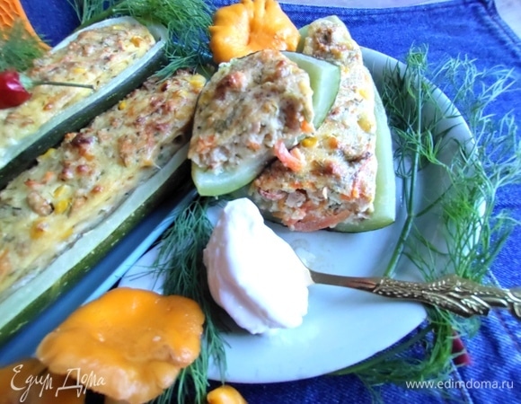 Можно предложить со сметаной.