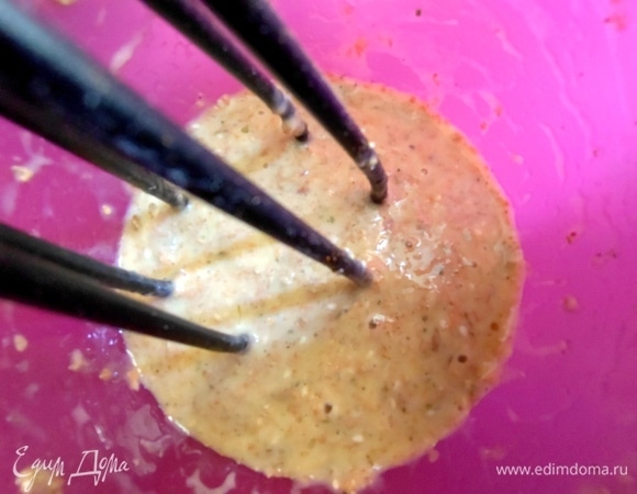 Снова взбить сразу в посуде, где будем запекать.