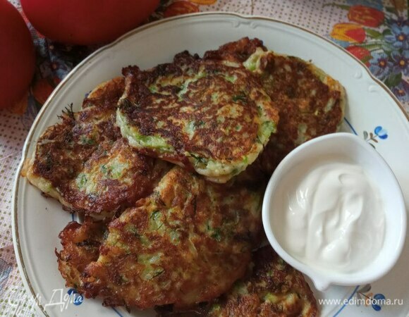 Подаем со сметаной или любимым соусом. Приятного аппетита!