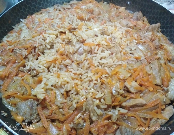 Продолжить готовить до полного испарения жидкости.