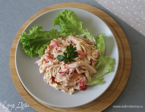 Салат готов. Приятного аппетита!