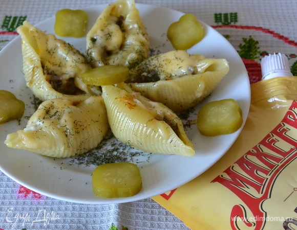 Угощайтесь, приятного аппетита.