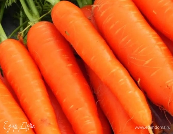 Морковь промыть и, если нужно, почистить.